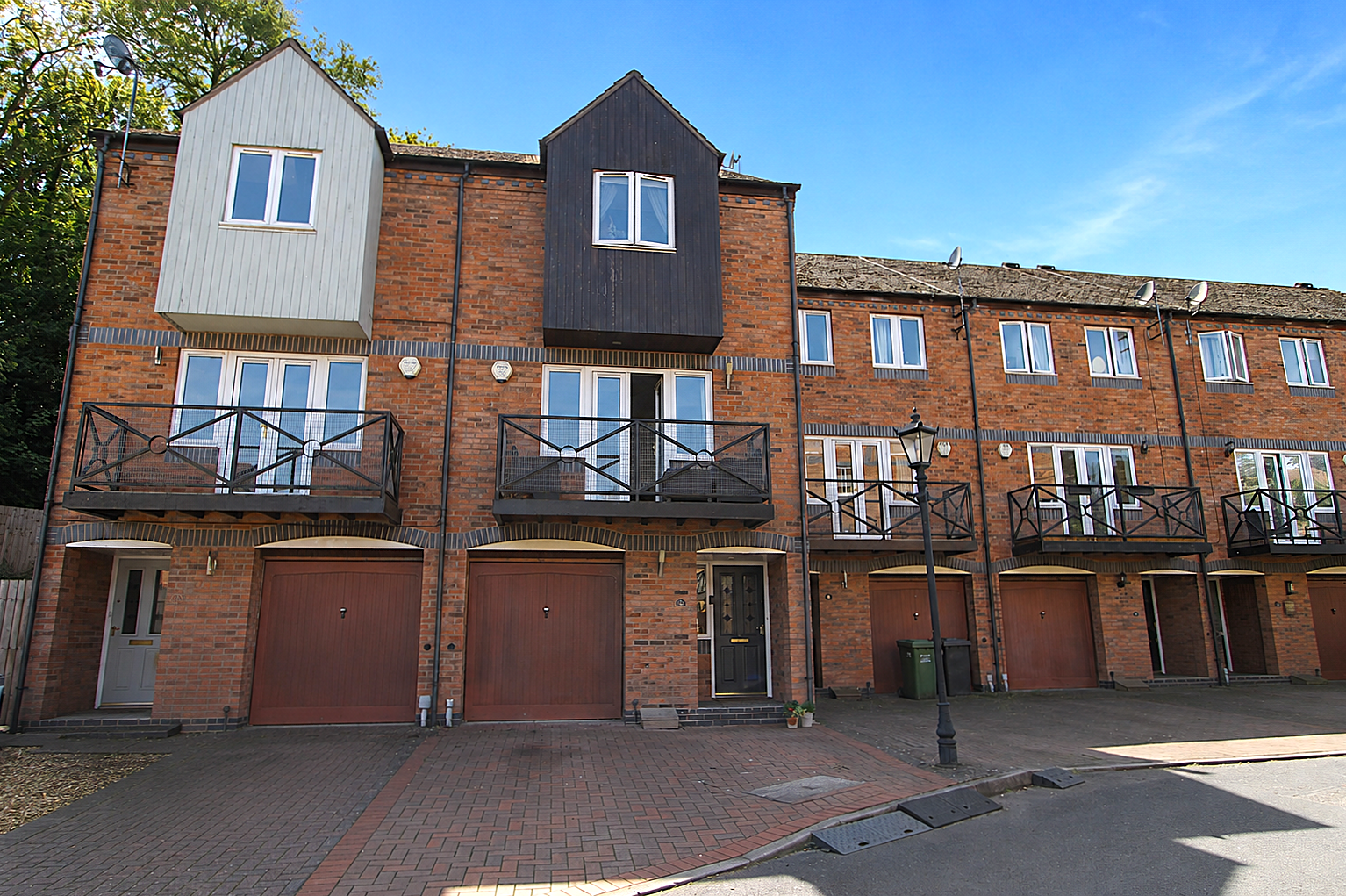 4 bed property in Round Hill Wharf, Kidderminster